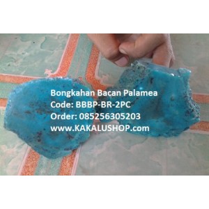 Bongkahan Batu Bacan Palamea Biru