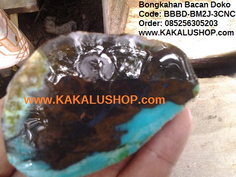 dijual bongkahan batu bacan doko untuk bahan 3 mata cincin