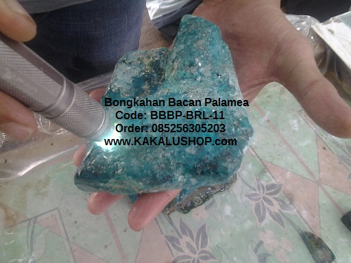 Jual Bongkahan Batu Bacan Palamea 1 Kg