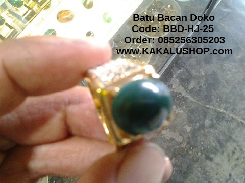 Jual Cincin Batu Bacan Doko Warna Hijau Tembus Senar/Cahaya Senter