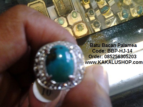 Jual Cincin Batu Bacan Palamea Warna Hijau Tembus Senar/Cahaya Senter